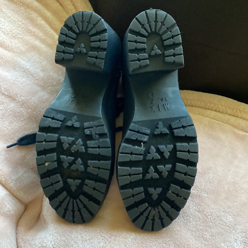 Cute Bootie! - image 2